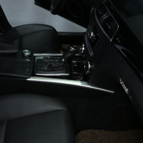Silbernes ABS-Konsolen-Schaltknauf-Seitenverkleidung für Mercedes Benz C-Klasse W204 2008-2013