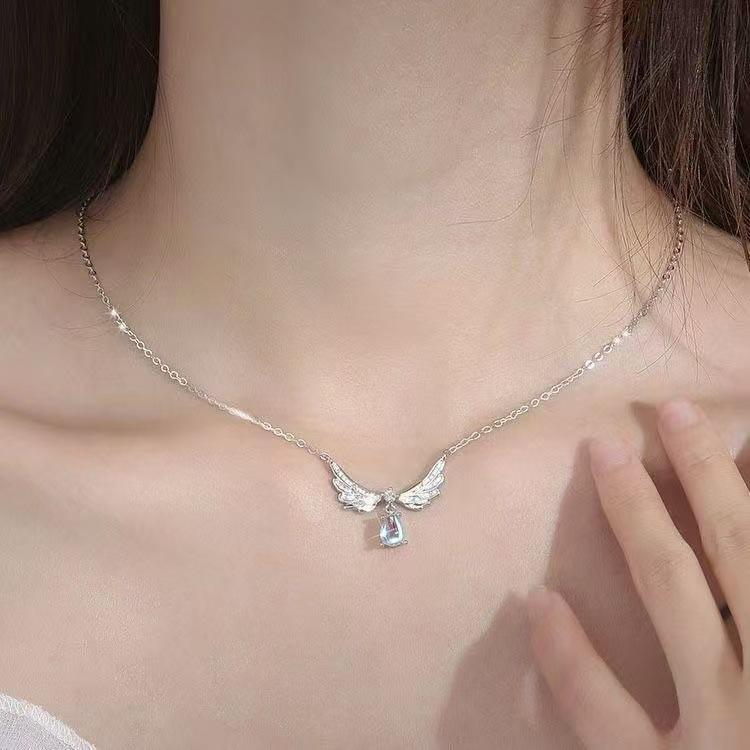Exquisite Angel Wing Moonstone Necklace - Elegant, Versatile, and Luxurious Collarbone Chain