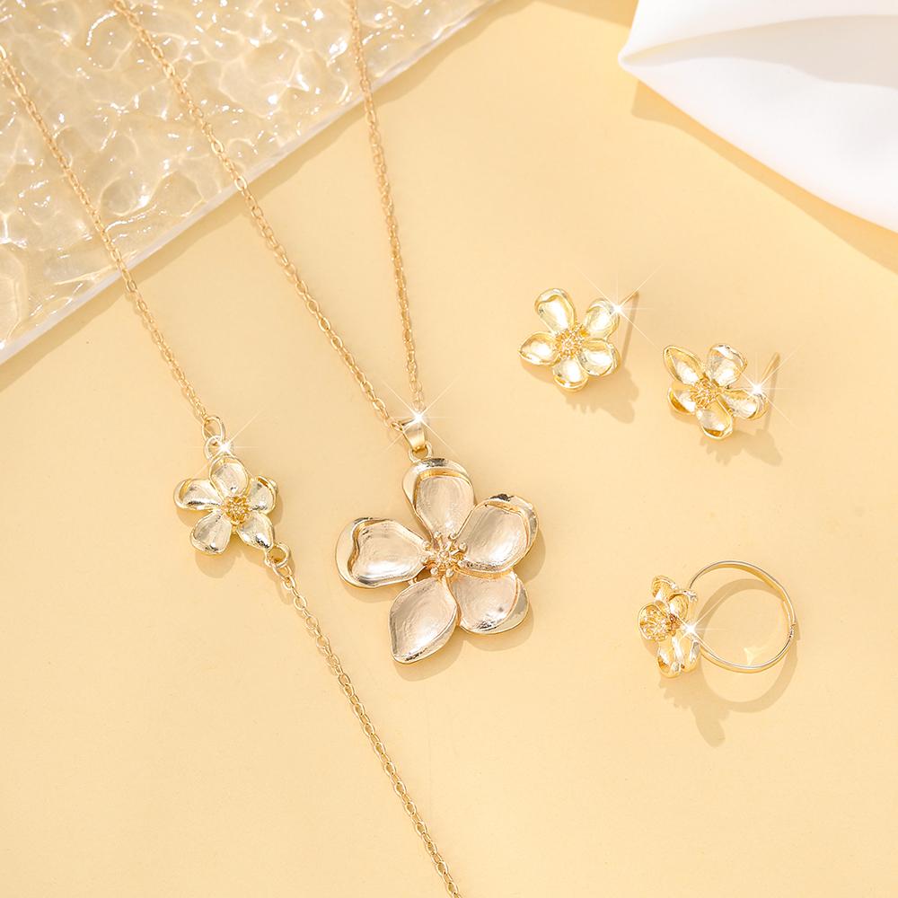 5 szt./zestaw Modny Metalowy 5-płatkowy Kwiat Tekstura 3D Wisiorek Kolczyki Pierścionek Zestaw, Słodki i Elegancki Kwiatowy Płaski Łańcuszek, Delikatny Nisza Desi