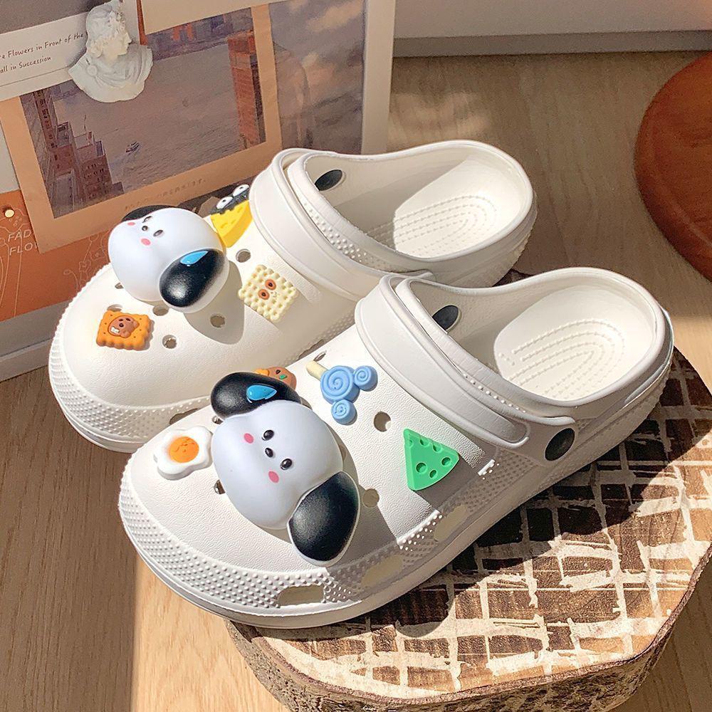 Summer 2025 Women's Trendy Breathable Hole Sandals: Cute, Non-slip, Thick Sole Couple Beach Shoes