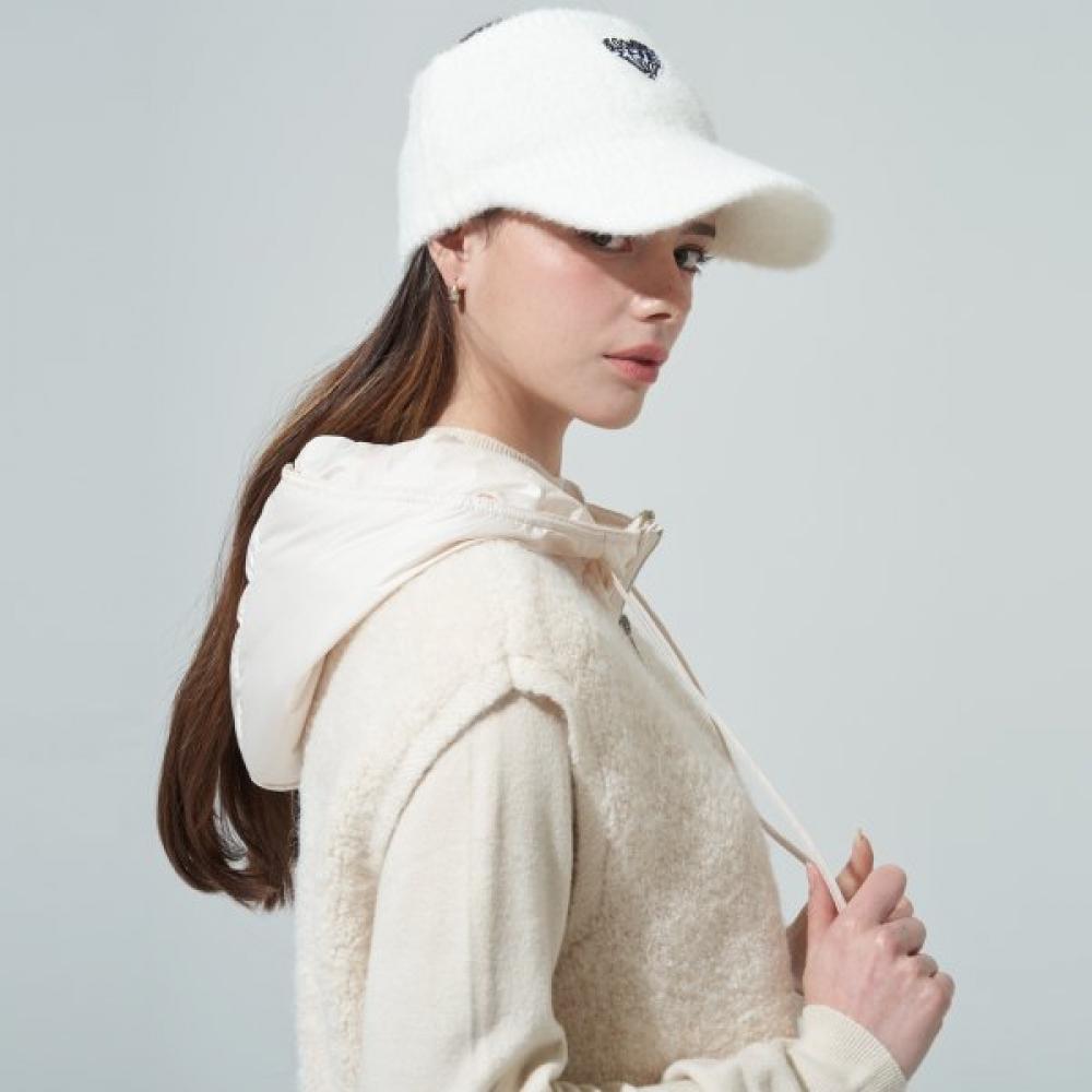 Blu Dot Вязаный козырек от солнца IV 00F
