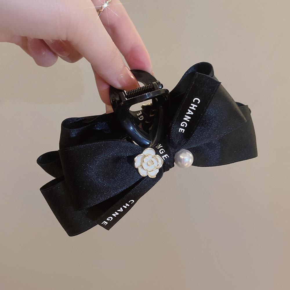 Xiaoxiangfeng Mountain Camellia Butterfly Knot Gripper Black Silk Pearl Hair Gripper Light Luxury Luxury High End Hairband Shark