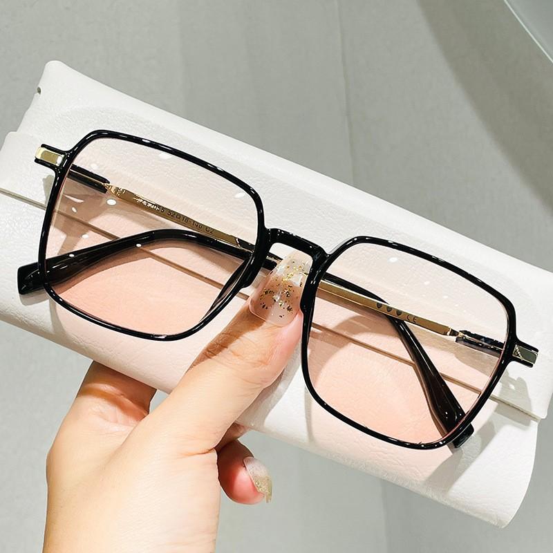

New Large Frame Square Sunglasses Women s Brand Designer Fashion Sun Glasses Men s Outdoor Driving Eyewear UV400 Oculos De Sol As shown in the figu