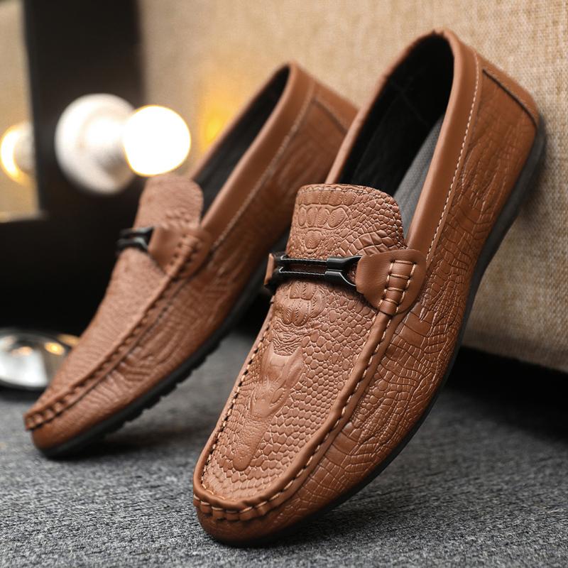 

Luxury Brand Trend Suede Men Casual Shoes Breathable Comfort Slip-on Mens Driving Shoes Fashion Men Lazy Shoes Loafers Moccasins 39 коричневий