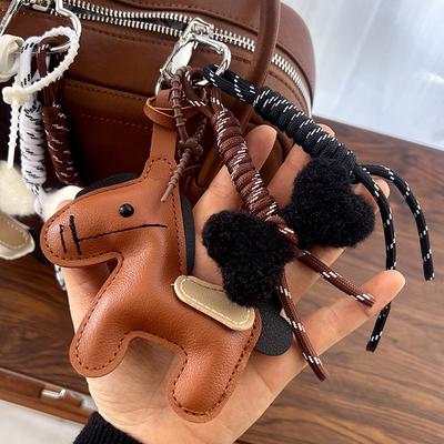 PU-Leder Pony Chips Schlüsselanhänger Geflochtenes Seil Rucksack Plüsch Schleife Anhänger Für Mobiltelefon Tasche Hängende Zubehörteile DIY Dekoration