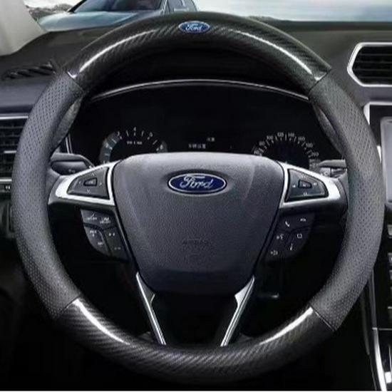 Stylish Breathable Carbon Fiber Steering Wheel Cover with D-Type Design