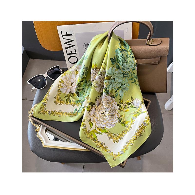 Women S Fresh Sweet Green Floral Silk Small Square Scarf For Spring Summer