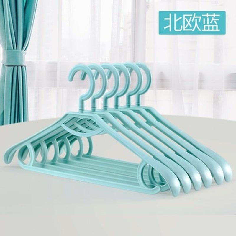 

5 шт./компл., высококачественные пластиковые вешалки для подвешивания одежды, вешалки для одежды для взрослых, домашние бесшовные нескользящие 5pcs синий