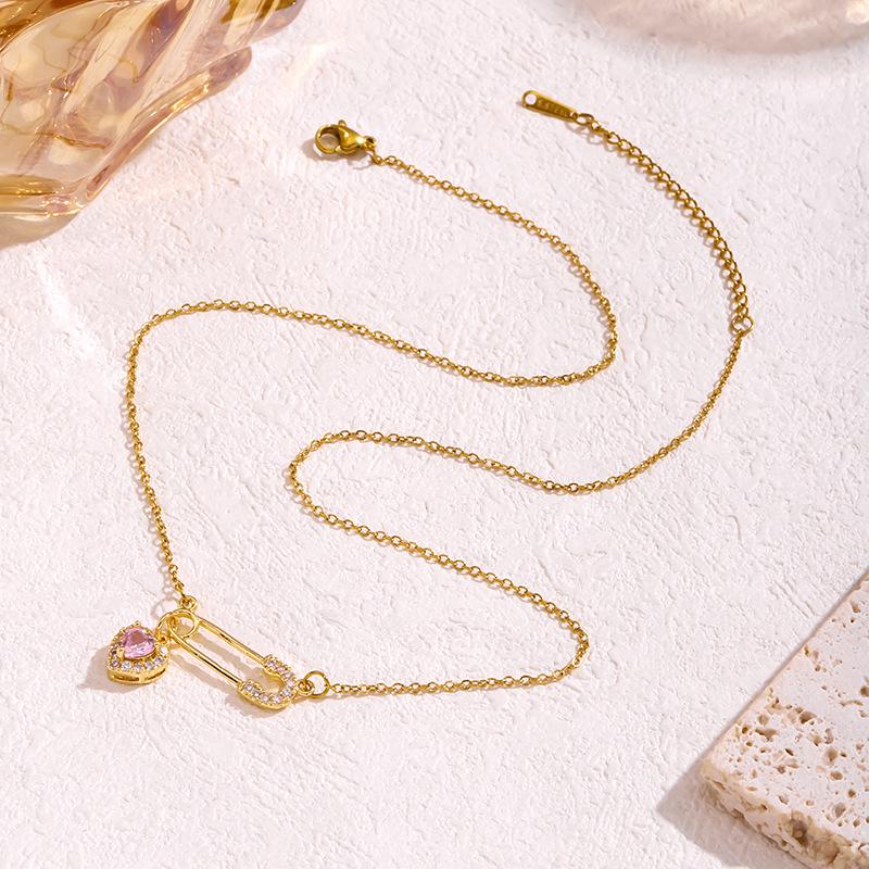 High-End Geometric Pink Diamond Collarbone Necklace with Water Drop Brooch