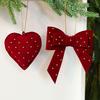 Sametové vánoční ozdoby kamínky srdce mašle tvar závěsná dekorace na vánoční stromek okenní výloha a selský dům DIY řemesla
