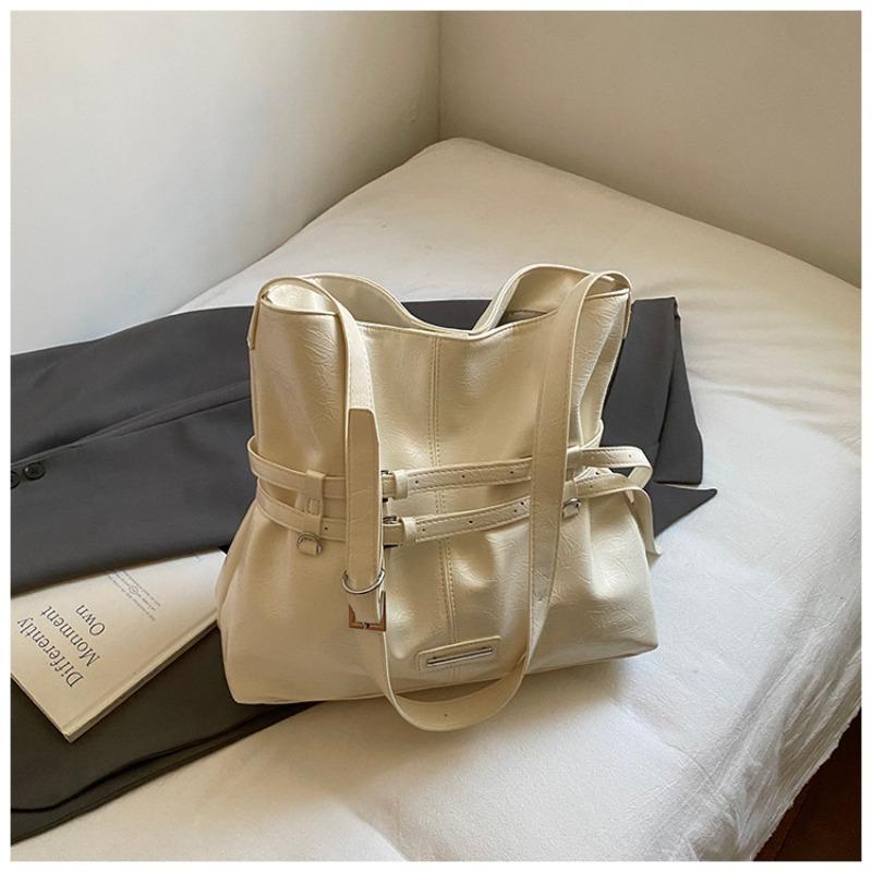 Fashion Bag New Large-capacity Simple Shoulder Messenger Bag Fashion Casual Commuter Tote Bag Women