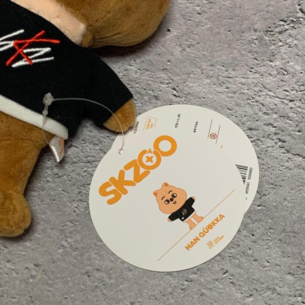 [USED] SKZOO original HAN QUOKKA + upgraded clothing included