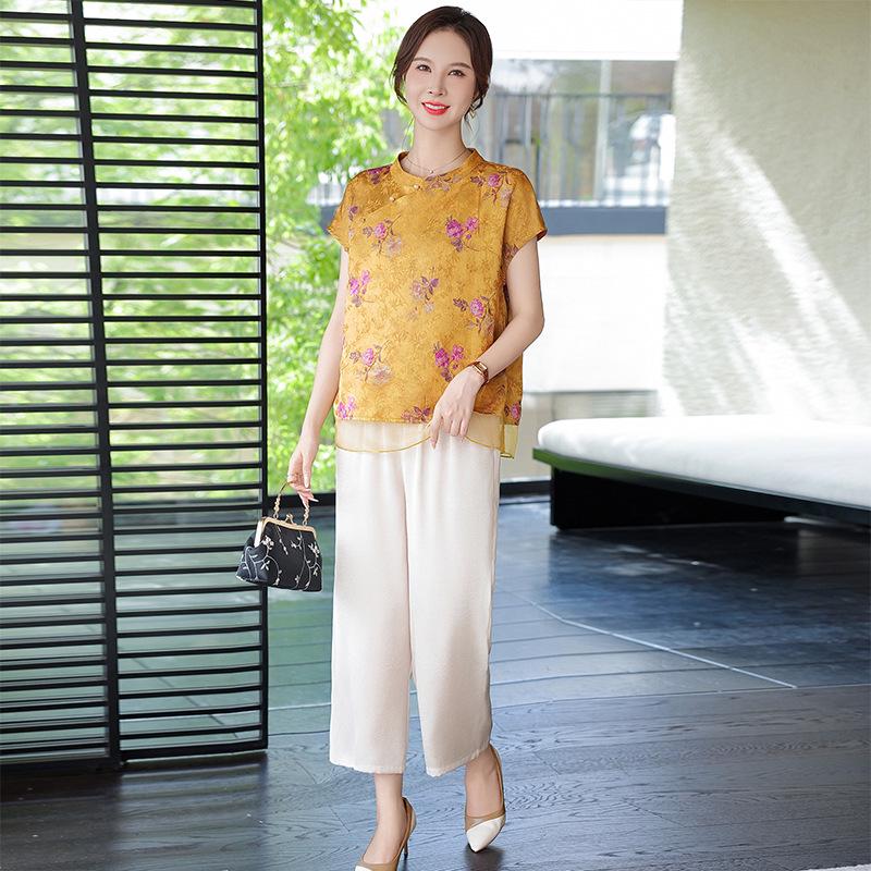 

2026 New Chinese Style Summer Top for Middle-aged and Elderly Women - Stylish Small Shirt Set L [For 90-105 lbs]