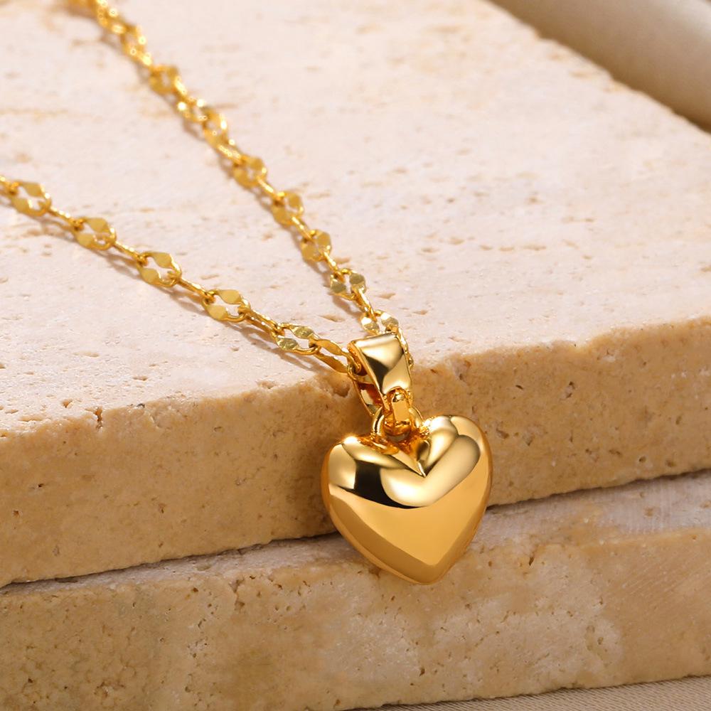 18K Gold Plated Peach Heart Choker Necklace - Heart-shaped Pendant Women's Jewelry In Japanese and Korean Fashion Style