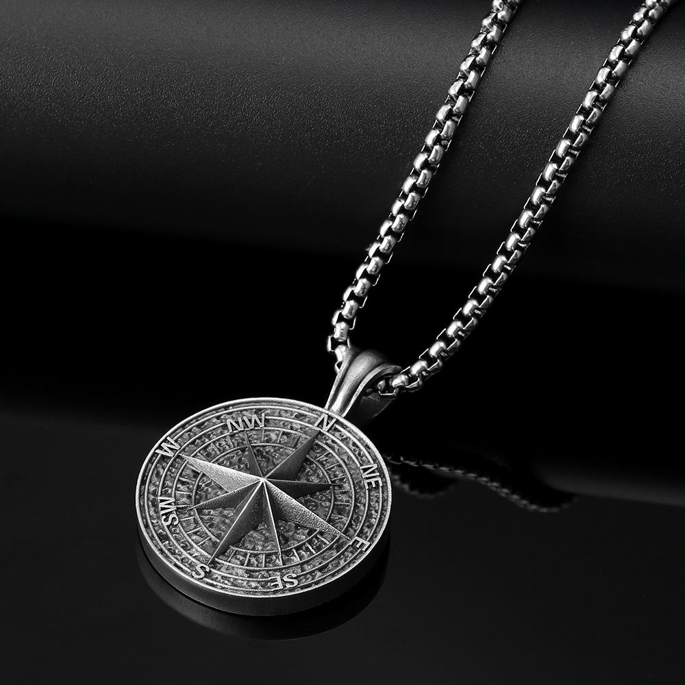 European and American Men's Retro Necklace Titanium Steel Compass Pendant Stainless Steel Punk Jewelry Hip Hop Accessories