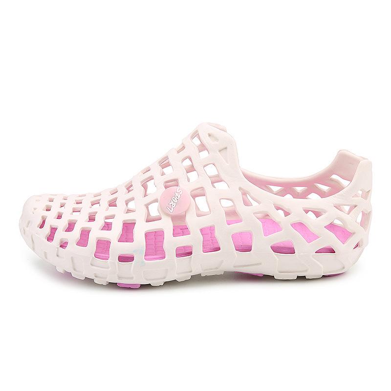 2024 Summer Breathable Hollow Clog Sandals for Couples - Slip-on Beach Style