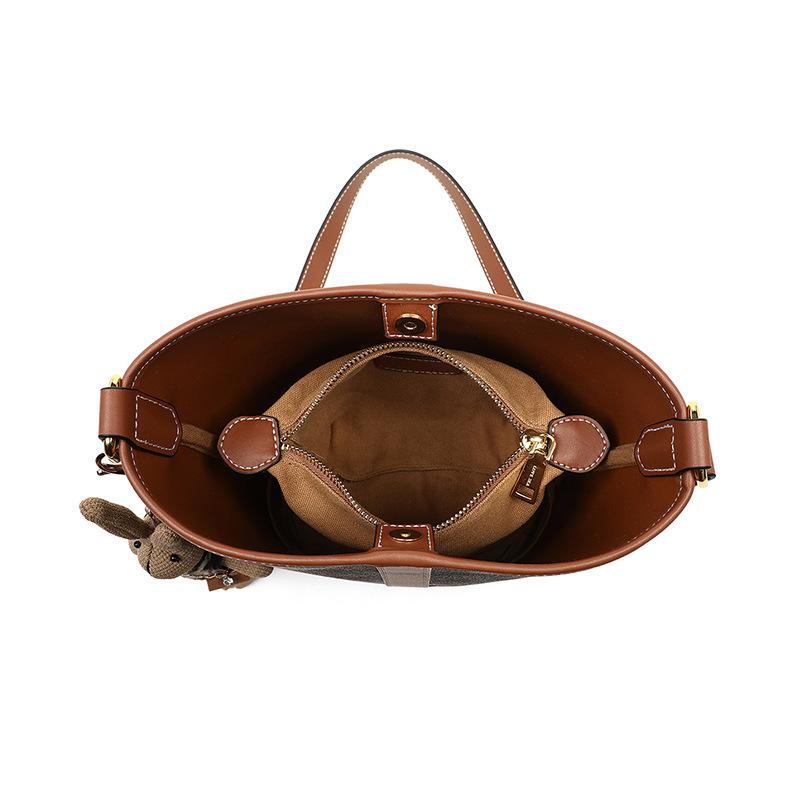 Bucket Bag Female Spring/summer Crossbody Bag Senior Sense Handbag with A Single Shoulder Mother Female Bag