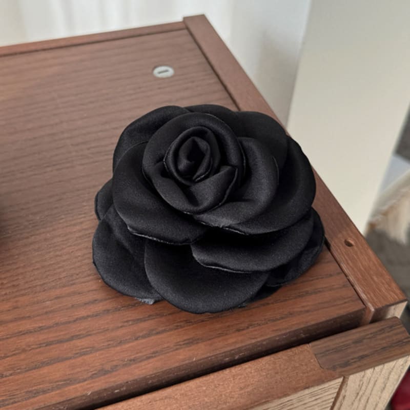 FANTASTIC PLANET Big Camellia Corsage (BLACK)