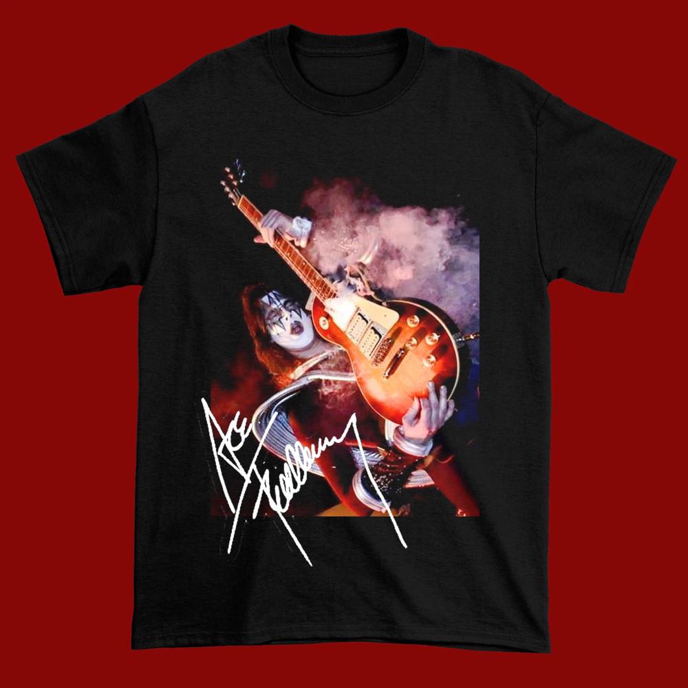 Ace Frehley Smoking Gifft Family Cotton All Size Shirt Unisex T-Shirt Graphic Tee