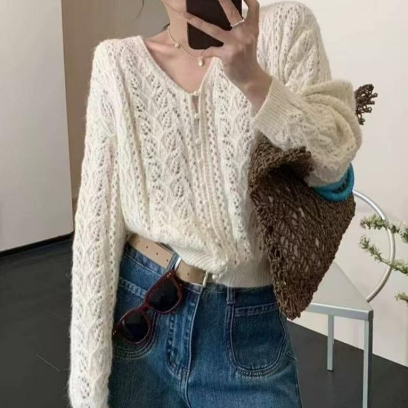 V-neck hollow shirt knitted cardigan women's spring and summer new high-end loose fashion long-sleeved f sunscreen shirt top