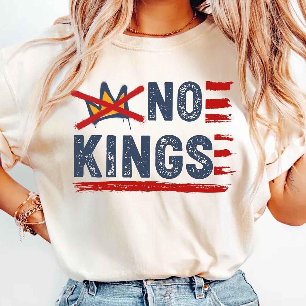 No Kings Shirt, Anti Trump Shirt, Democracy Has No Kings In America Shirt Unisex T-Shirt S