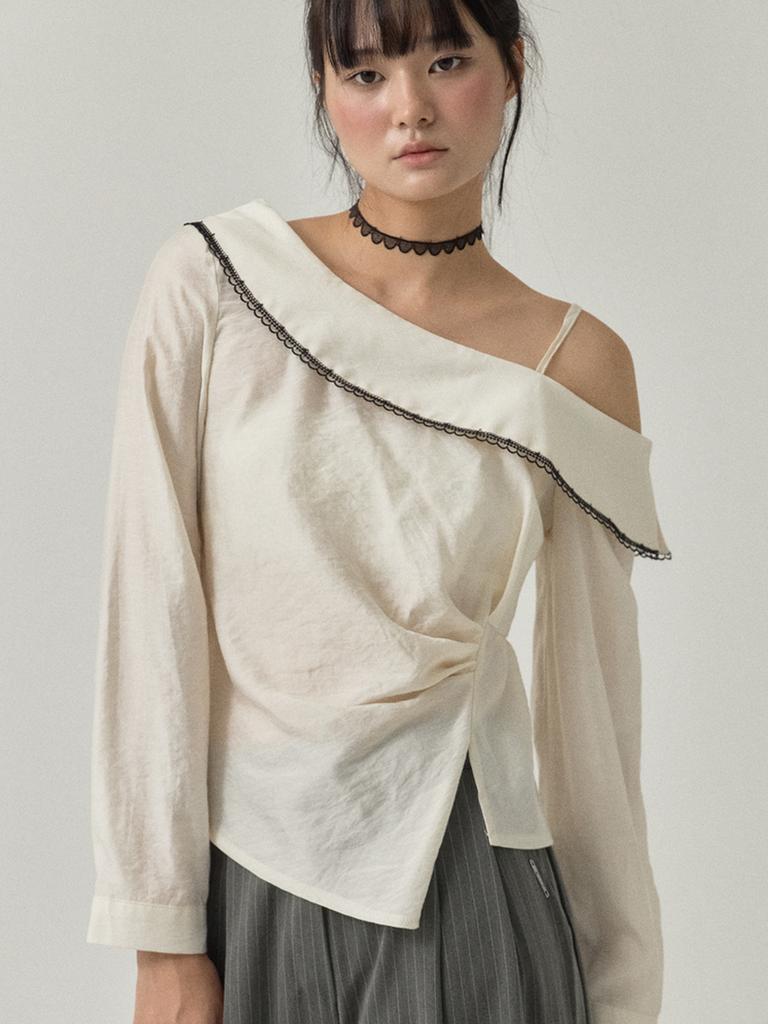 SORRY, TOO MUCH LOVE One-Shoulder Off Drape Blouse_Ivory