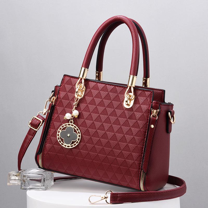 Borsa tote alla moda in rilievo da donna 2025: Borsa a tracolla casual di grande capacità