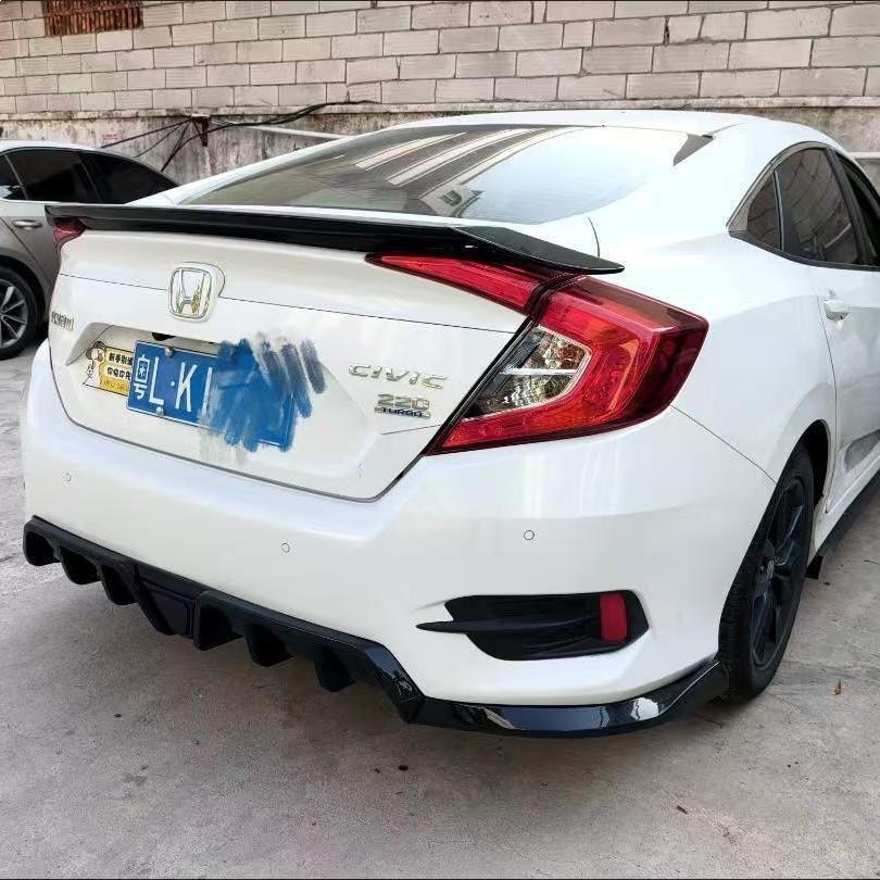 10th Gen Civic Rear Bumper Triangle Tail Light Upgrade