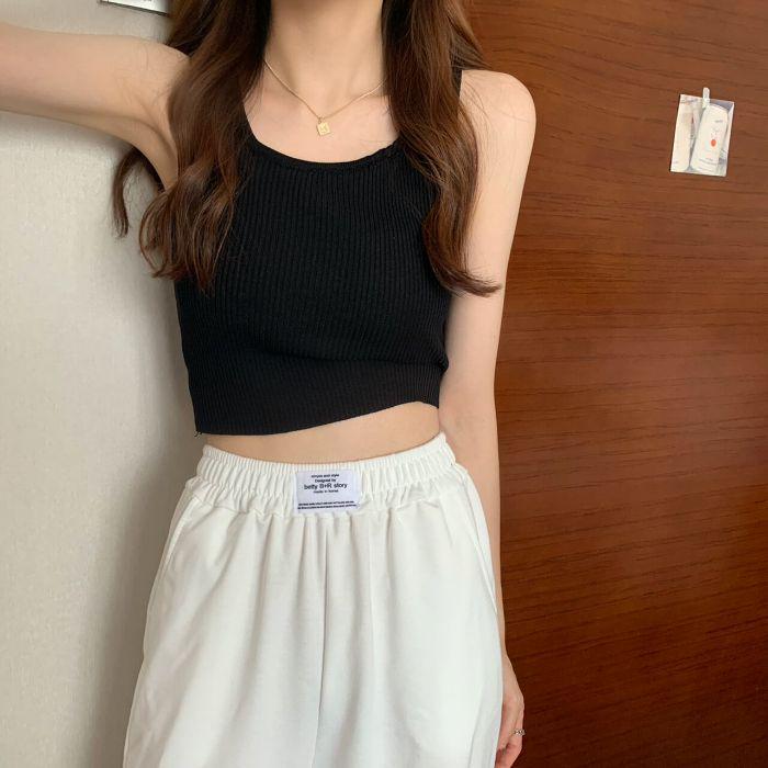 Women s White Knit Sleeveless Camisole Vest - Beautiful Back, 2026 Early Spring Style, Short Base Layer Top M чёрный