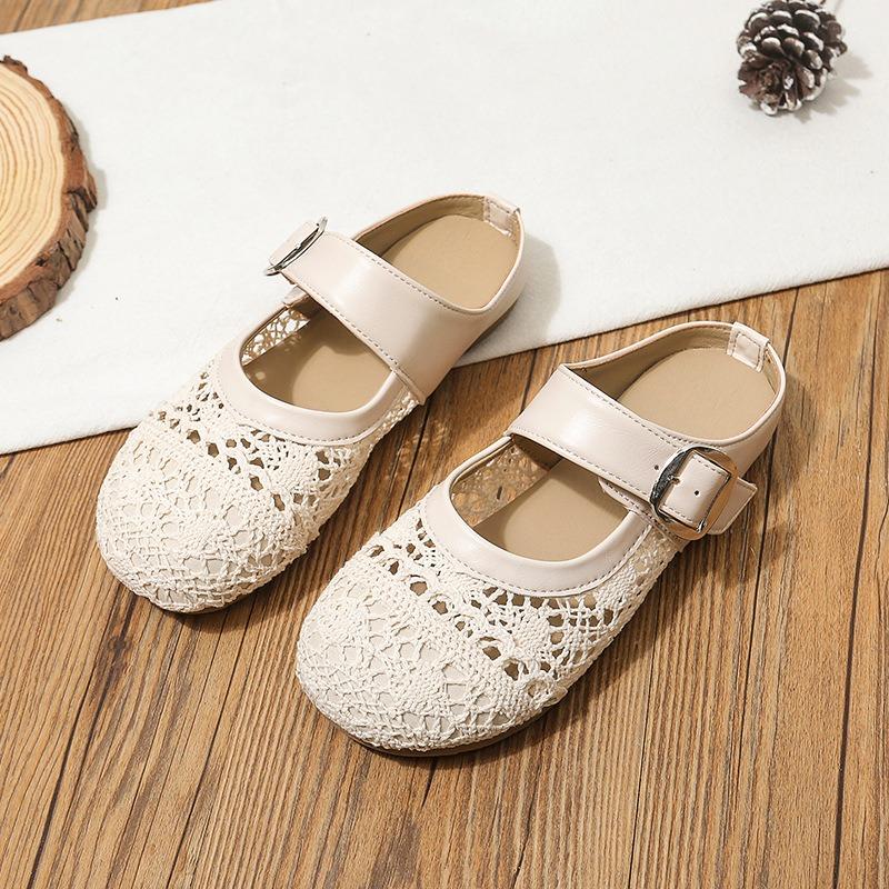High-value woven bag head half slippers summer retro fashion outer wear simple hollow round head flat bottom sandals