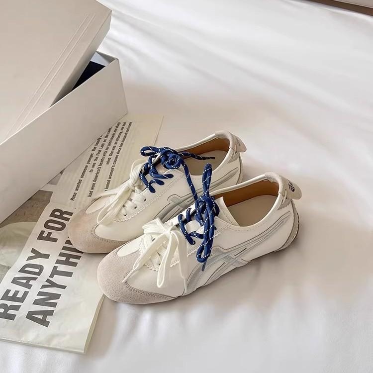 Ballet style mandarin duck lace-up inner height-increasing flat-soled German training shoes for women's 2025 new retro versatile sports Forrest Gum