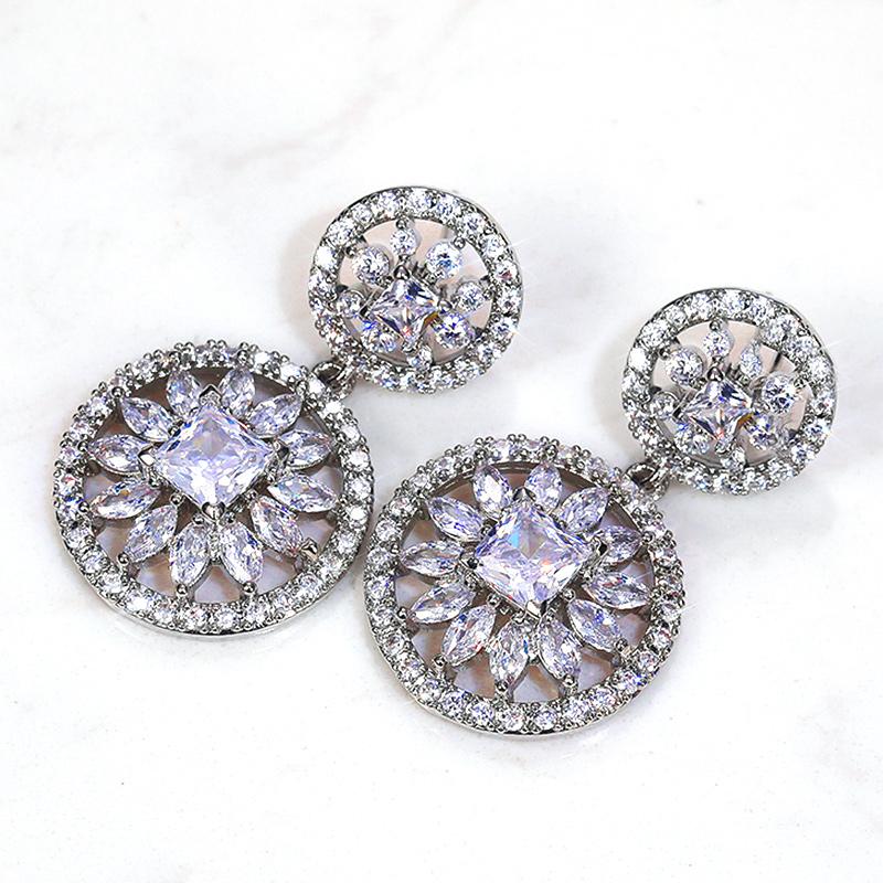 Huitan Gorgeous Bridal Wedding Earrings Inlaid Brilliant CZ Elegant Women Dangle Earrings Anniversary Gifts Fashion Jewelry