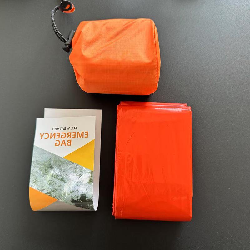 Portable Emergency Survival Sleeping Bag: Insulated First Aid Blanket for Hiking, Camping, and Outdoor Travel