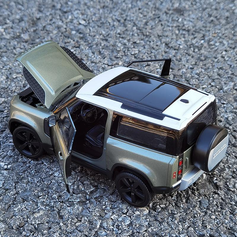 WELLY 1/26 Land Rover Defender 2020 Alloy Car Diecasts & Toy Vehicles Car Model Miniature Scale Model Car Toy for Children