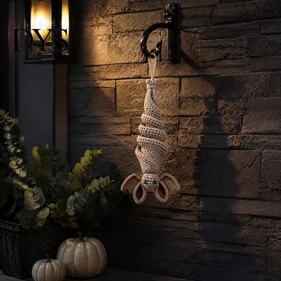Crochet Bat Kit Wind Spinner DIY Kit, Halloween Knitted Spiral Hanging Decoration Gothic Style Decor with Yarn And Hook, Spooky Handmade Complete