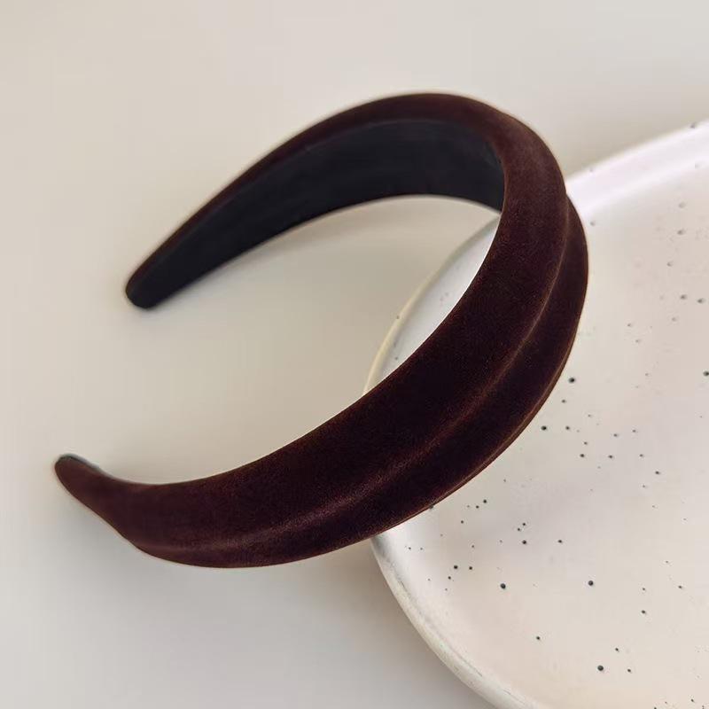 Women's Korean Velvet Headband with Concave-Convex Design for Face-Slimming and Versatile Style
