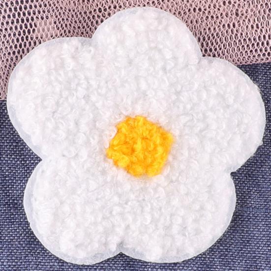 Embroidery Patch Plush Design Bright Color Decorative DIY Colored Floral Cloth Patch Cheongsam Badge for Gift