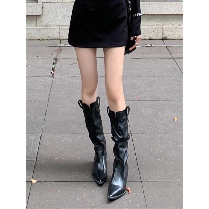 Spice girls pointed western cowboy boots women's 2025 autumn and winter new thin V-mouth niche pile boots