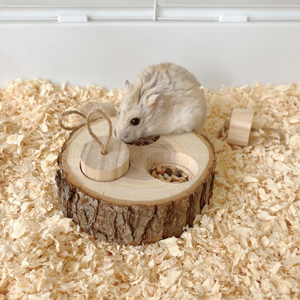 Malá hračka na krmení pro morčata Dřevěné krmítko pro králíky Hračka na krmení Puzzle deska Tréninkové pamlsky pro malá zvířata Krmítko