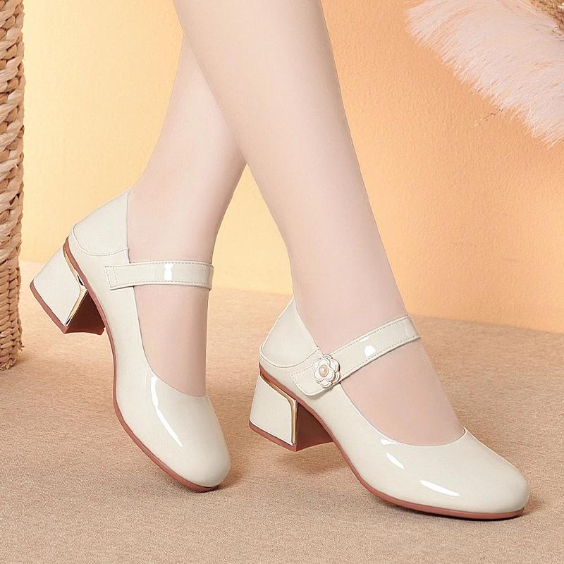 Women's Leather Shoes New Style Dancing Shoes  Mother Shoes Soft Sole Thick Heel Women's Shoes One-Button Single Shoes
