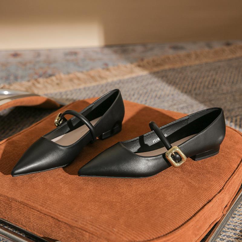 19606 fashion new French pointed head light mouth beige flat bottom women's single shoes black not tired feet women's single shoes