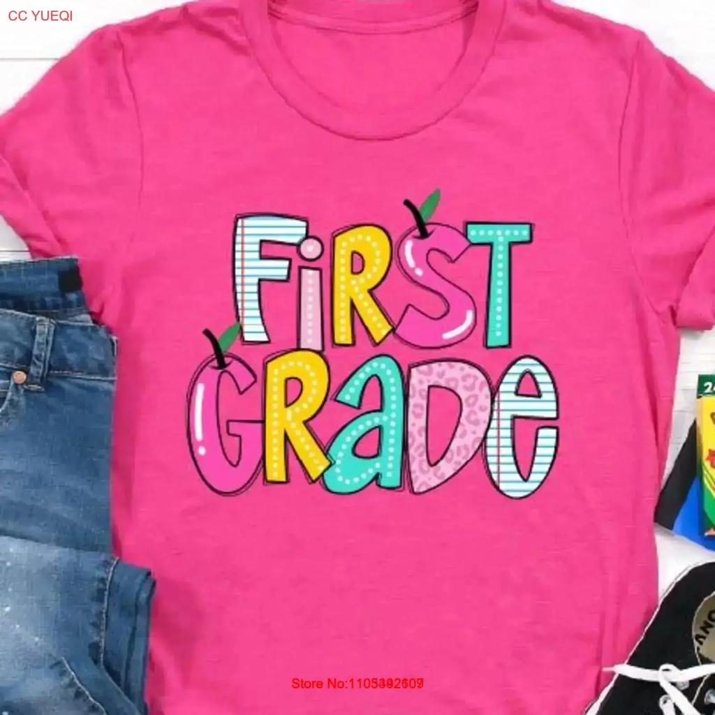 First Grade Back To School T Shirt Teacher Vintage Washed Casual Graphic Comfortable Slightly Fashion Stylish Versatile