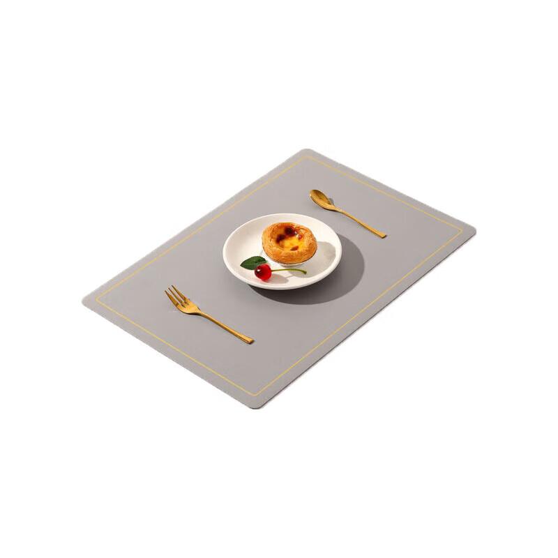 Nordycka dwukolorowa podkładka pod talerz ze sztucznej skóry