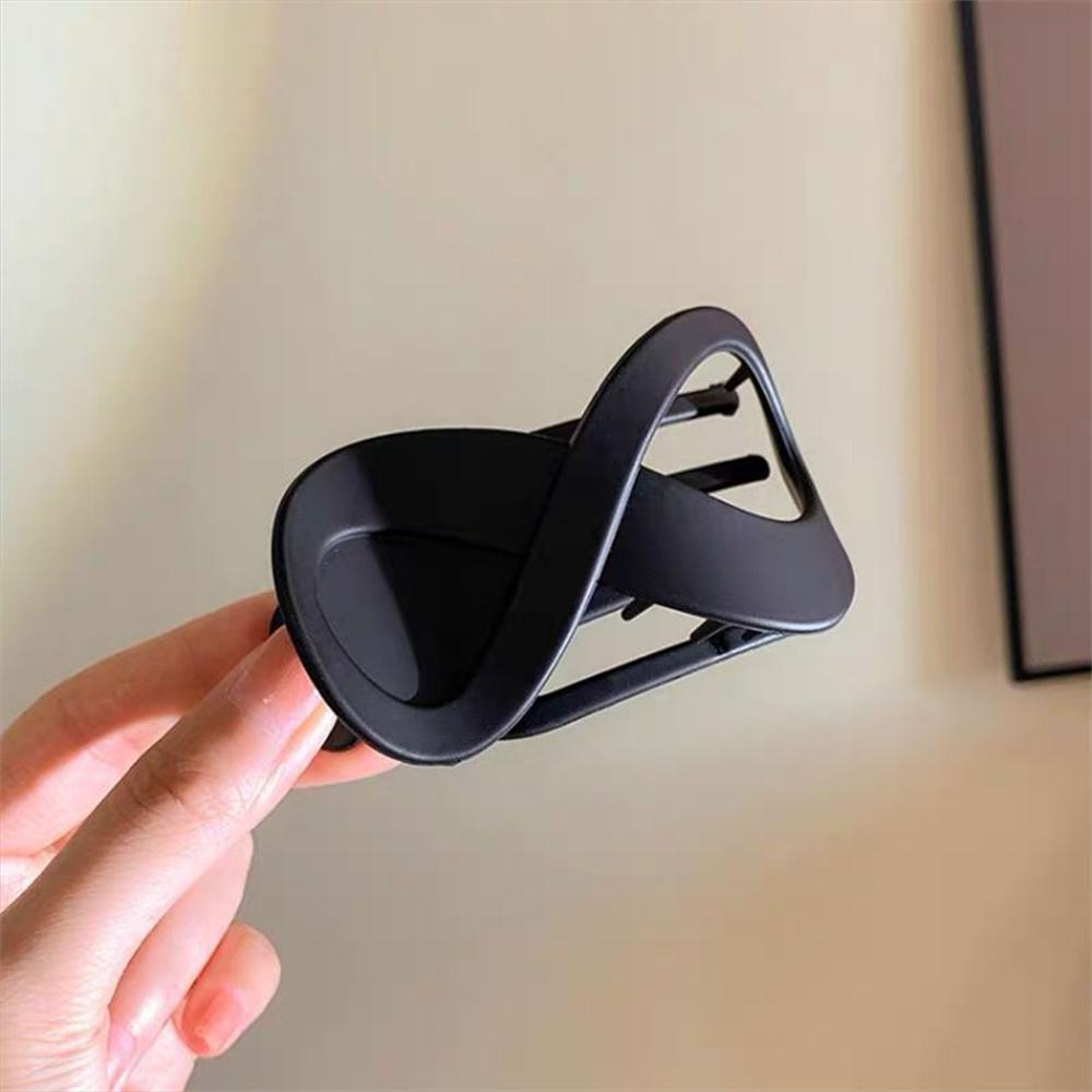 Haarklammer mit mattiertem Leopardenmuster, einfache, langlebige Haarspange in Form einer Acht in Form eines Entenschnabels für Frauen, Haarnadel für Pferdeschwanz