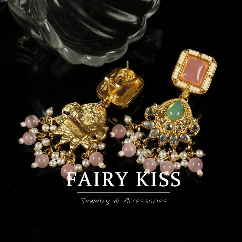 Изысканное колье с инкрустацией стразами и циркониевыми каплями воды, розовое, из настоящего золота, многослойное