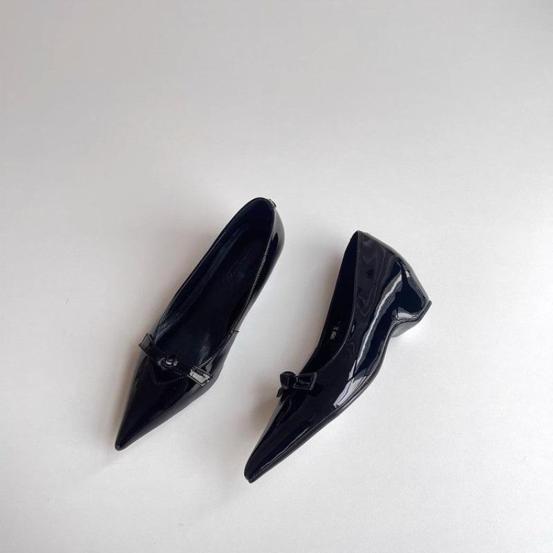 Fashion Women Flats New Bow Tie Flat Shoes for Women Ballerinas Pointed Toe Slip On Flats Lazy Loafers Casual Comfortable Sneakers Women