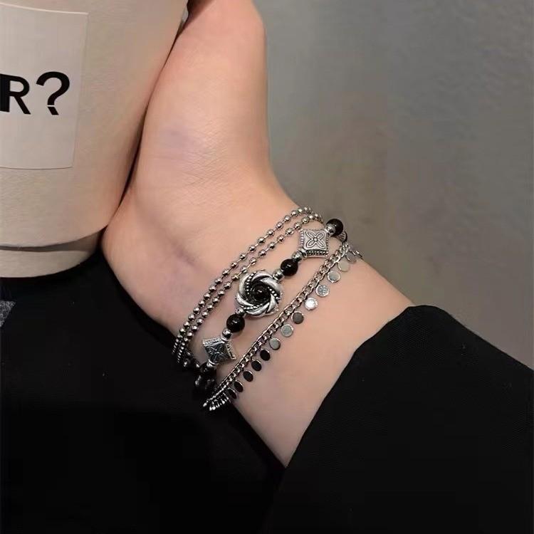 Alloy Stylish Artistic Bracelet With Ethnic Geometric Design For Gifts Travel