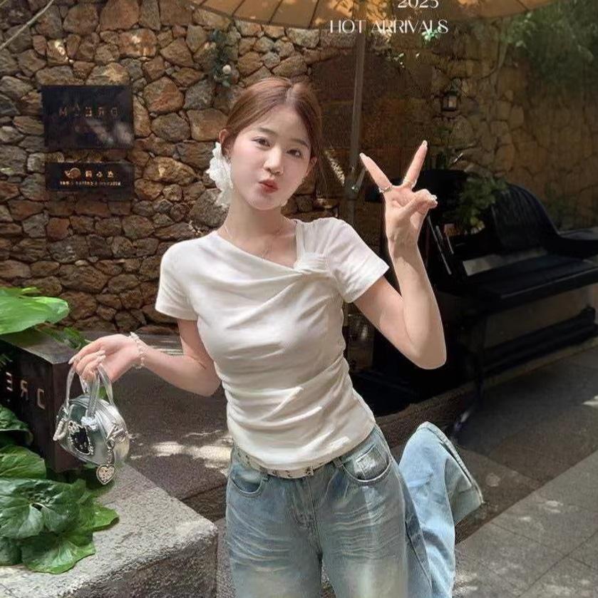

White sweet short-sleeved T-shirt for women s summer new Korean straps for girls to wear slim-fitting ins bottoming shirt S