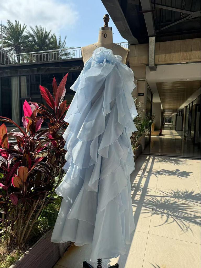 2025 Trendy Women's Off-the-Shoulder Backless Sleeveless Halter Neck Dress with Ruffled Fluffy Skirt