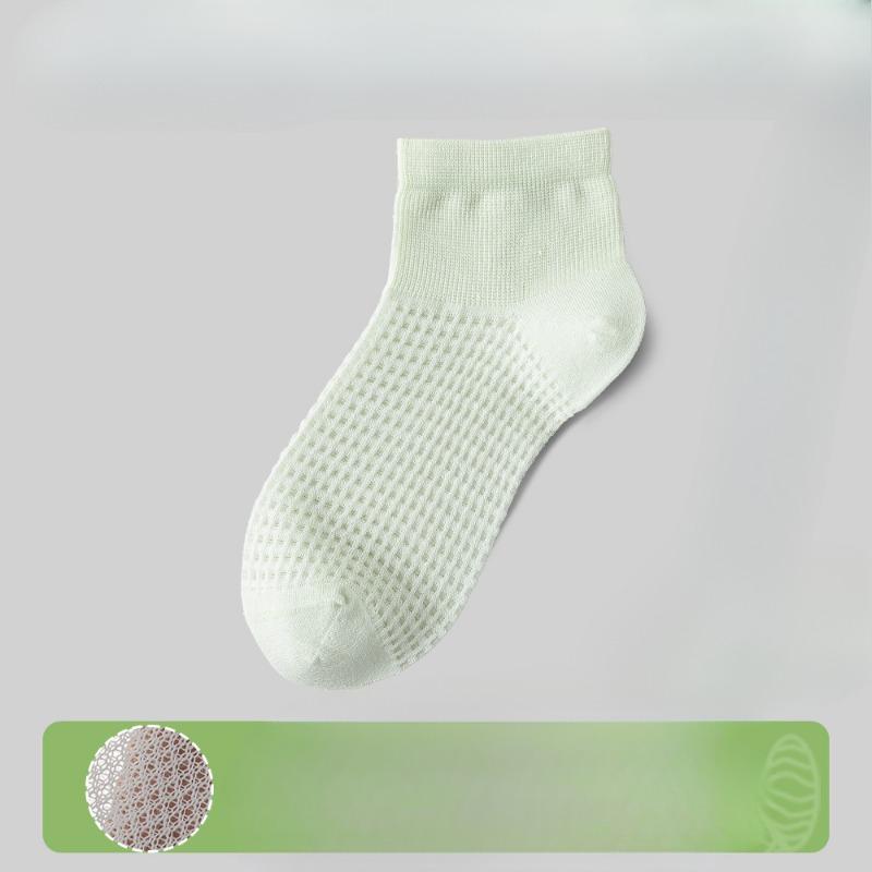 Female Spring and Summer Breathable Sweat Absorption Deodorant Antibacterial Boneless Small Fresh Tube Socks